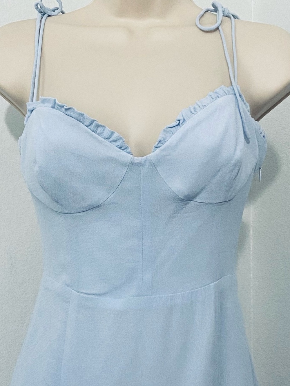 Aritzia Wilfred Fable Light Blue Corset Babydoll Smocked Mini Dress Size 8 - Picture 10 of 11
